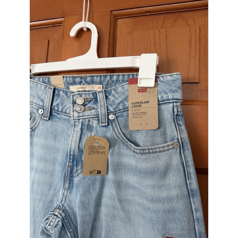 Women's Levi's Superlow Loose Straight Leg Jeans Light Blue Wash 26 X 32 NWT - Picture 3 of 11